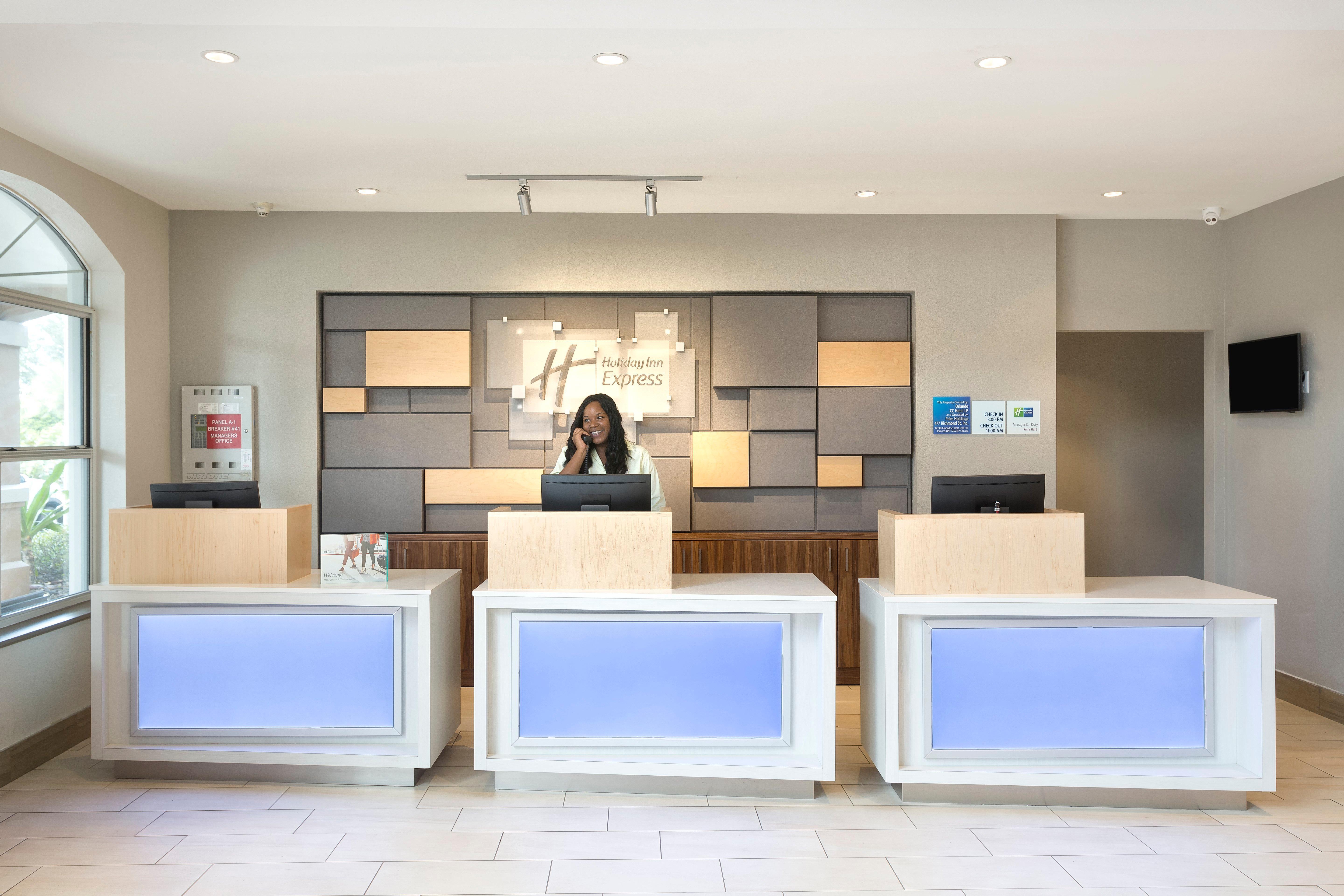 Holiday Inn Express & Suites S Lake Buena Vista By Ihg Kissimmee Eksteriør billede