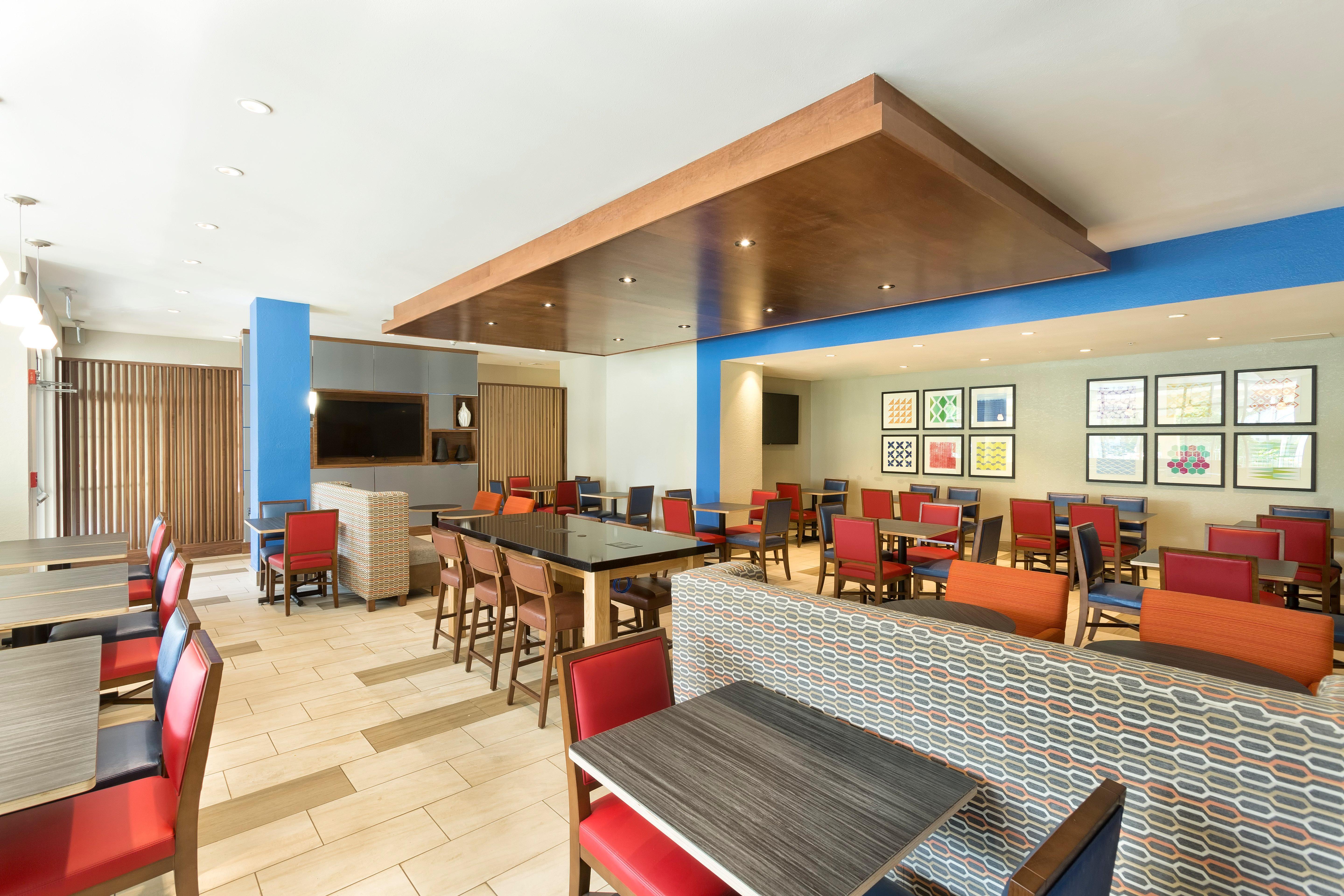 Holiday Inn Express & Suites S Lake Buena Vista By Ihg Kissimmee Eksteriør billede