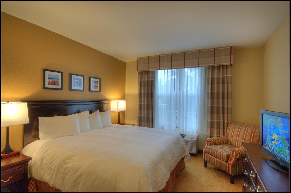 Holiday Inn Express & Suites S Lake Buena Vista By Ihg Kissimmee Værelse billede